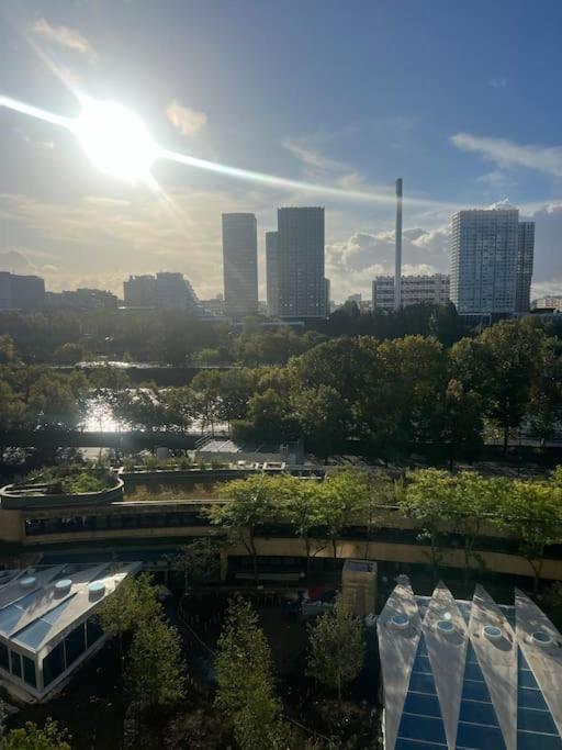 Tour Eiffel Terrasse Vue Seine Paris Exterior foto