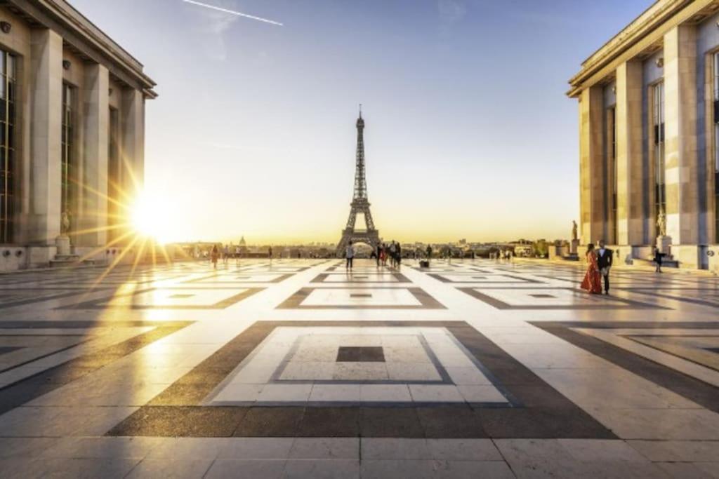 Tour Eiffel Terrasse Vue Seine Paris Exterior foto